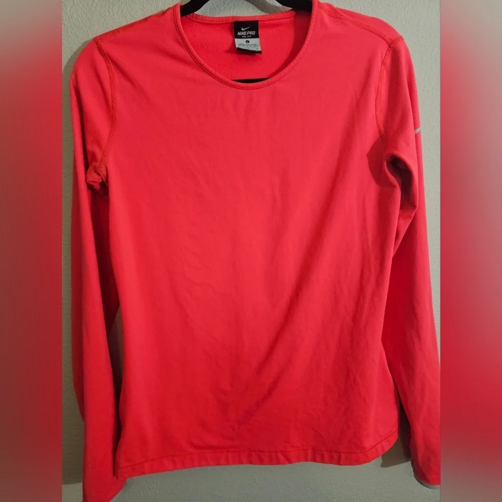 Nike Pro Dri-Fit Tee Large Vibrant Pink Long Sleeve